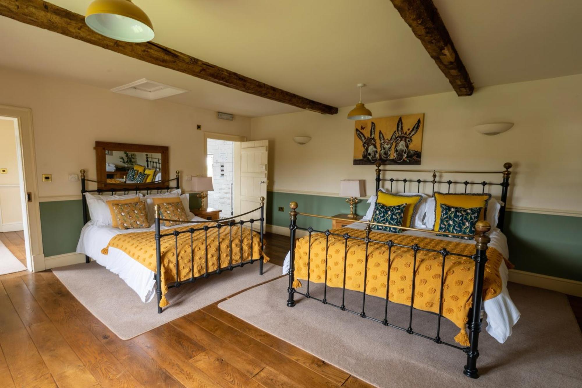 Blackgreaves Farmhouse Bed and Breakfast Lea Marston Exterior foto